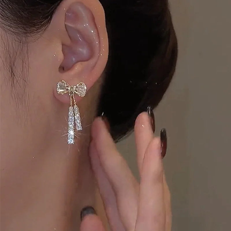 hic Bowknot Dangle Earrings with Rhinestones – Gold Color